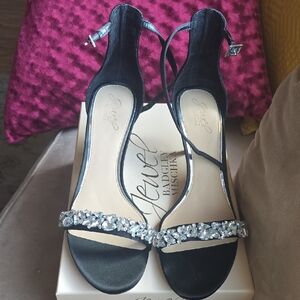 Jewel Badgley Mischka Black Heels with Glittering Silver Details